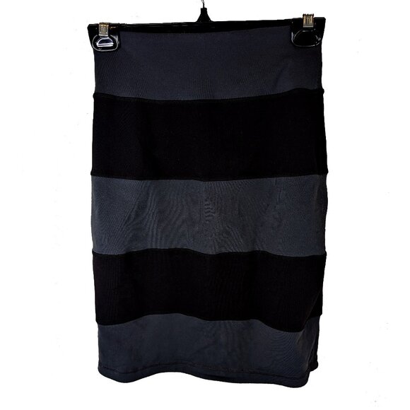 Lululemon yoga over skirt Size 4 Black and dark grey - Picture 1 of 4